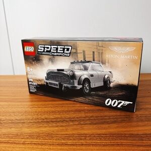 LEGO Speed Champions 76911 Aston Martin 007 in Gray and Black